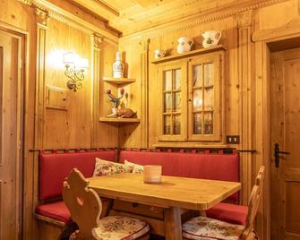 Casa Verocai, graziosi bilocali in centro a Cortina - Cortina d'Ampezzo - Eetruimte