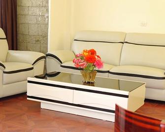 Atse Yohannes Hotel - Mekele - Living room
