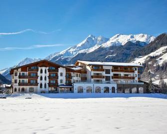 Alpeiner Nature Resort Tirol - Neustift im Stubaital - Rakennus
