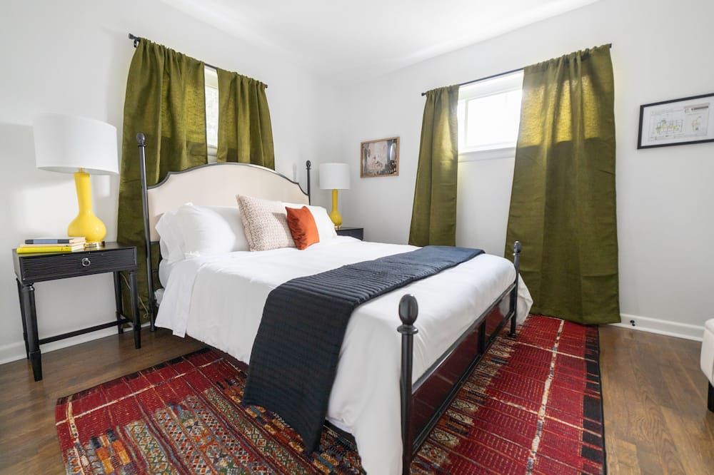 10min to Ocean View: BBQ - Volleyball - Fire pit - נורפולק - חדר שינה