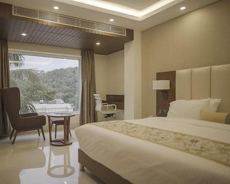Hotel Deepti Courtyard - Raurkela - Bedroom