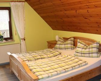 Gasthof Zur Altmühlquelle - Windelsbach - Bedroom
