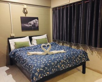 Nett Hotel - Lop Buri