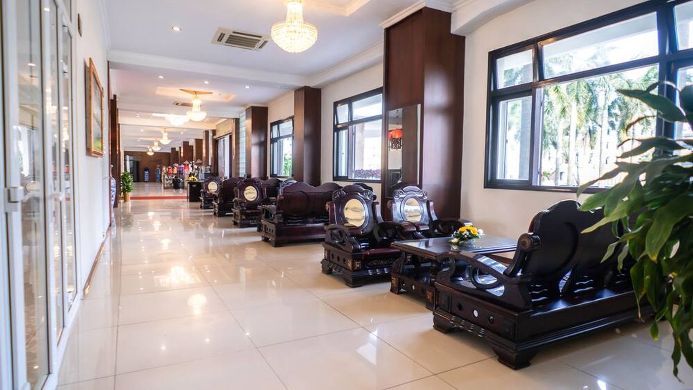 Century Riverside Hotel Hue