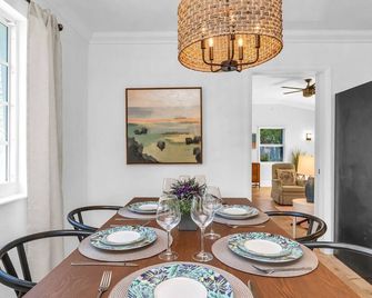 Serene El Cid Retreat - West Palm Beach - Essbereich