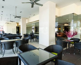 Pearl View Hotel - George Town - Restaurante