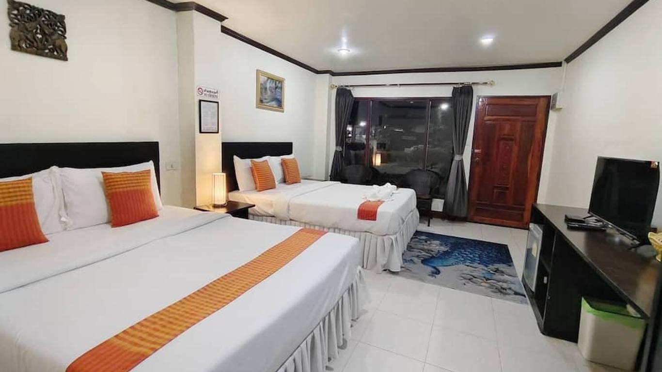 บ้านเคียงฟ้ารีสอร์ท ช่องเม็ก