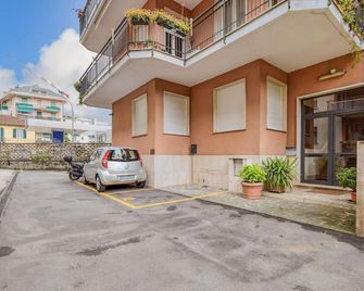 1 bedroom amazing apartment in Rapallo - Rapallo - Bâtiment