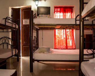 Hotel Miramar - Santa Marta - Phòng ngủ