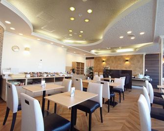 Apa Hotel Tonami Ekimae - Tonami - Restaurang
