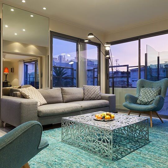 Nehô Suites Cannes Croisette - Cannes - Living room