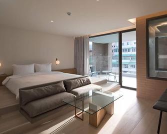 Cont Hotel - Busan - Bedroom