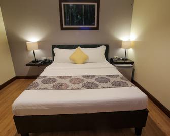 Gardenview Hotel - Angeles City - Habitación