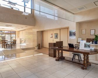 Chateraise Lodge Kasugai - Yamanashi - Salónek