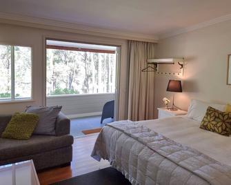 Elfin Hill Vineyard Accommodation - Pokolbin - Slaapkamer