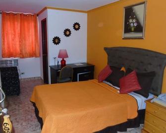 Hotel Marparaiso - Panama City - Bedroom