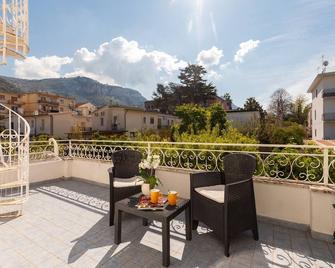 Yourhome - Villa Sorrento - Meta - Balcone