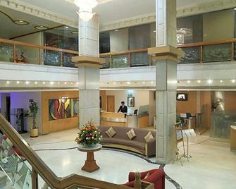 Hotel Amar Vilas - Indore - Ingresso