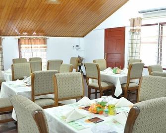 Trust Lodge - Sekondi-Takoradi - Restaurante