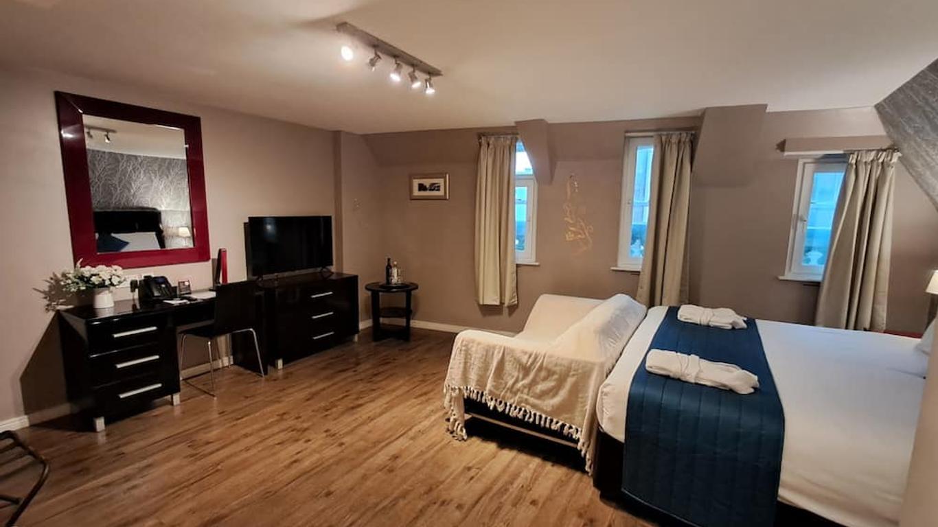 ذا رويال هوتل كارديف