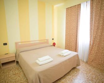Affitta Camere Elena - Colà - Slaapkamer