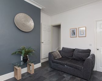 Townhouse @ Newlands Street Stoke - Stoke-on-Trent - Soggiorno
