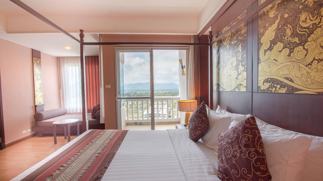 Grand Pacific Sovereign Resort & Spa