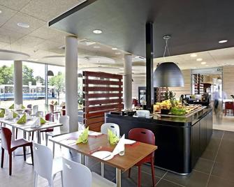 هوتل كامبانيلي وركلو ستاري مياستو - فروتسواف - مطعم