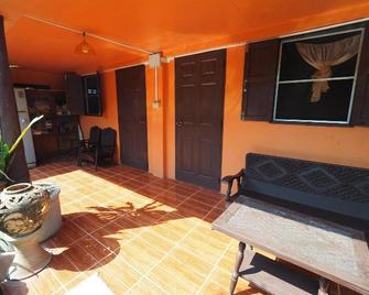 Ok Sukhothai - Sukhothai - Huiskamer