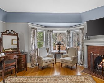 The Hartness House - Springfield - Bar