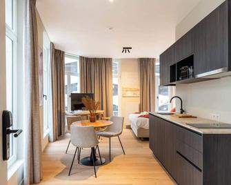 Huswell - Modern Studio with Views - Ghent - Kitchen