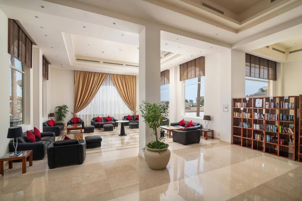 منتجع كليوباترا الفاخر - خليج مكادي