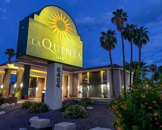 La Quinta Inn by Wyndham Tucson East - Tucson - Edificio