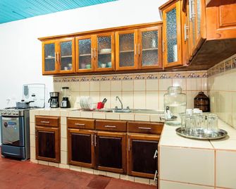 Hostal Victoria - Granada - Cocina