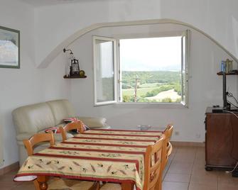 Villa Bellevue - Location 50 M2 , 2 Chambres à Puimoisson Dans le Verdon - Puimoisson - Comedor