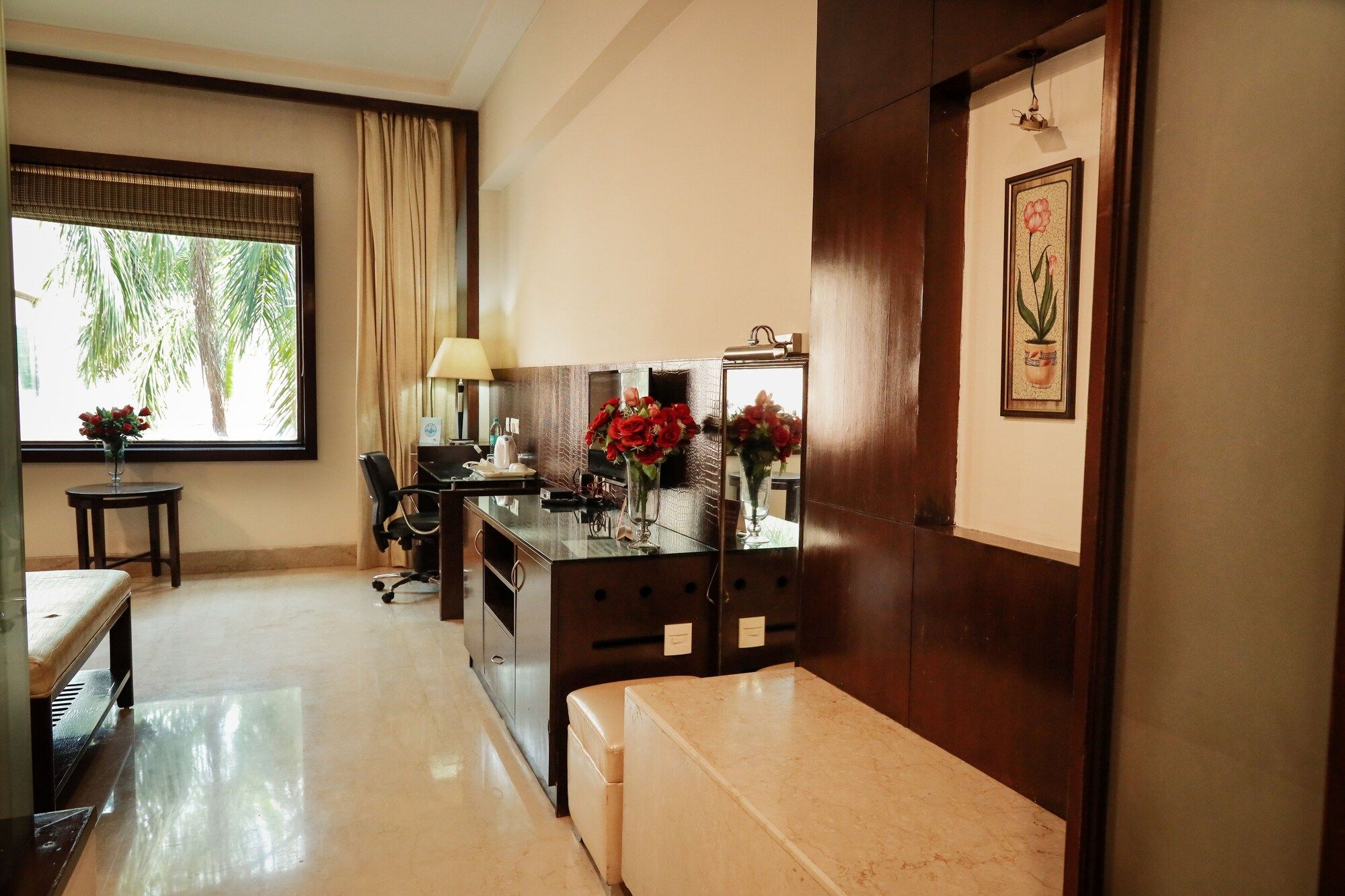 Hotel Airport Residency thumbnail 3