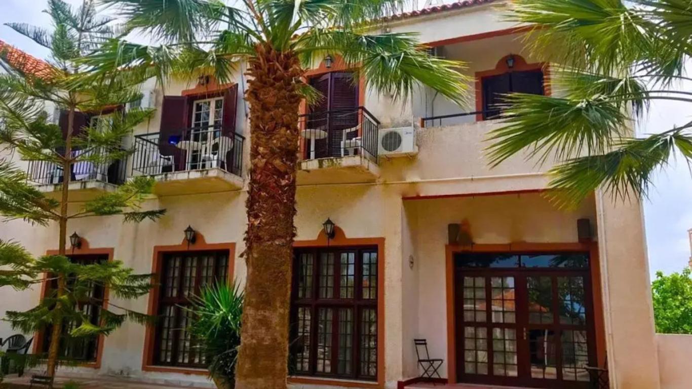 Miranta Hotel - Apartments & Studios