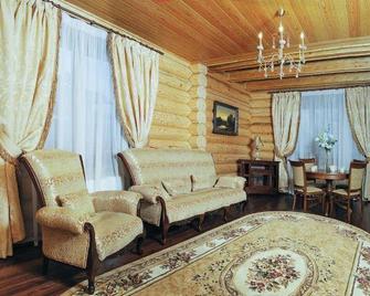 Alexandr Club Mini-Hotel - Vlasovo - Sala de estar