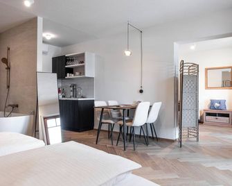 Sisters Haus Hotel Garni - Jennersdorf