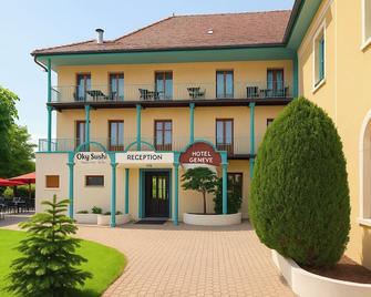 Hôtel de Genève - Faverges - Building