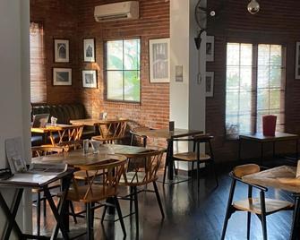 Rumanami Residence - Jakarta - Restaurant