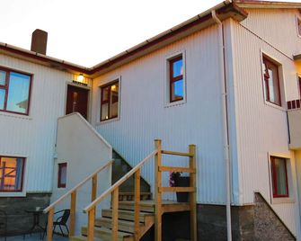 Guesthouse Kálfafellsstadur - Kalfafellsstadur - Building