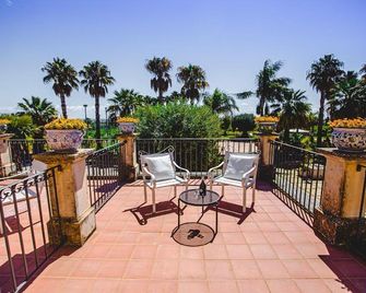 Nuovo Castello Crisilio - Avola - Balcone