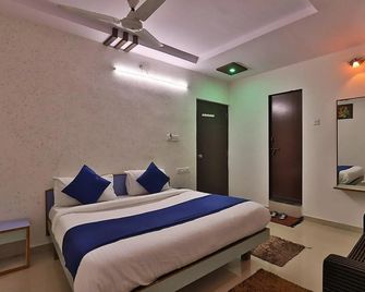 Hotel Royal Residency - Mahesāna - Habitación