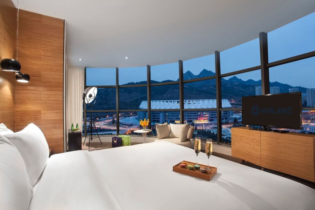 Himalayas Qingdao Hotel thumbnail 3