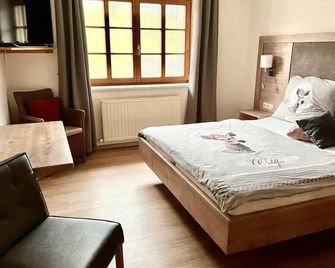 Landhaus Aigner - Amstetten - Schlafzimmer