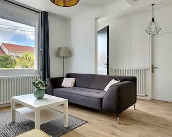 Maison Cozy - Au calme avec terrasse - Cholet - Huiskamer
