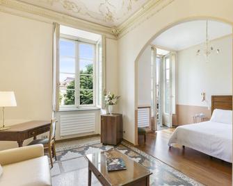 Hotel Roma E Rocca Cavour - Turin - Bedroom