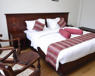 Eagle Palace Hotel - Nakuru - Bedroom