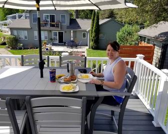 New Build On Conesus Lake. Sleeps 6. Designed For Entertaining. - Geneseo - Balkon